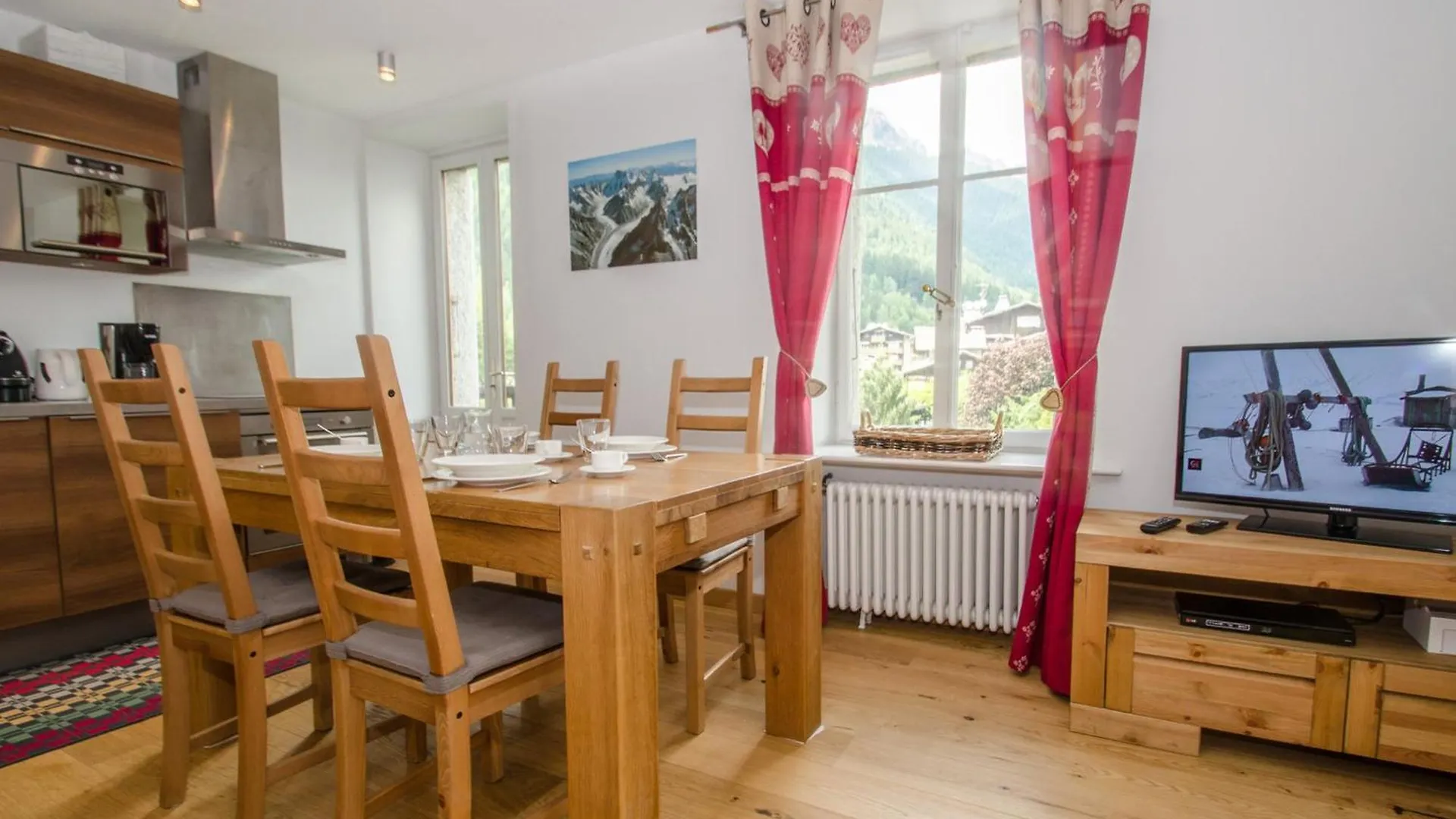 Chamonix : Bel Appart 4 Pers, 2 Ch, Wifi, Parking, Animaux Acceptes - Fr-1-343-257 0*,